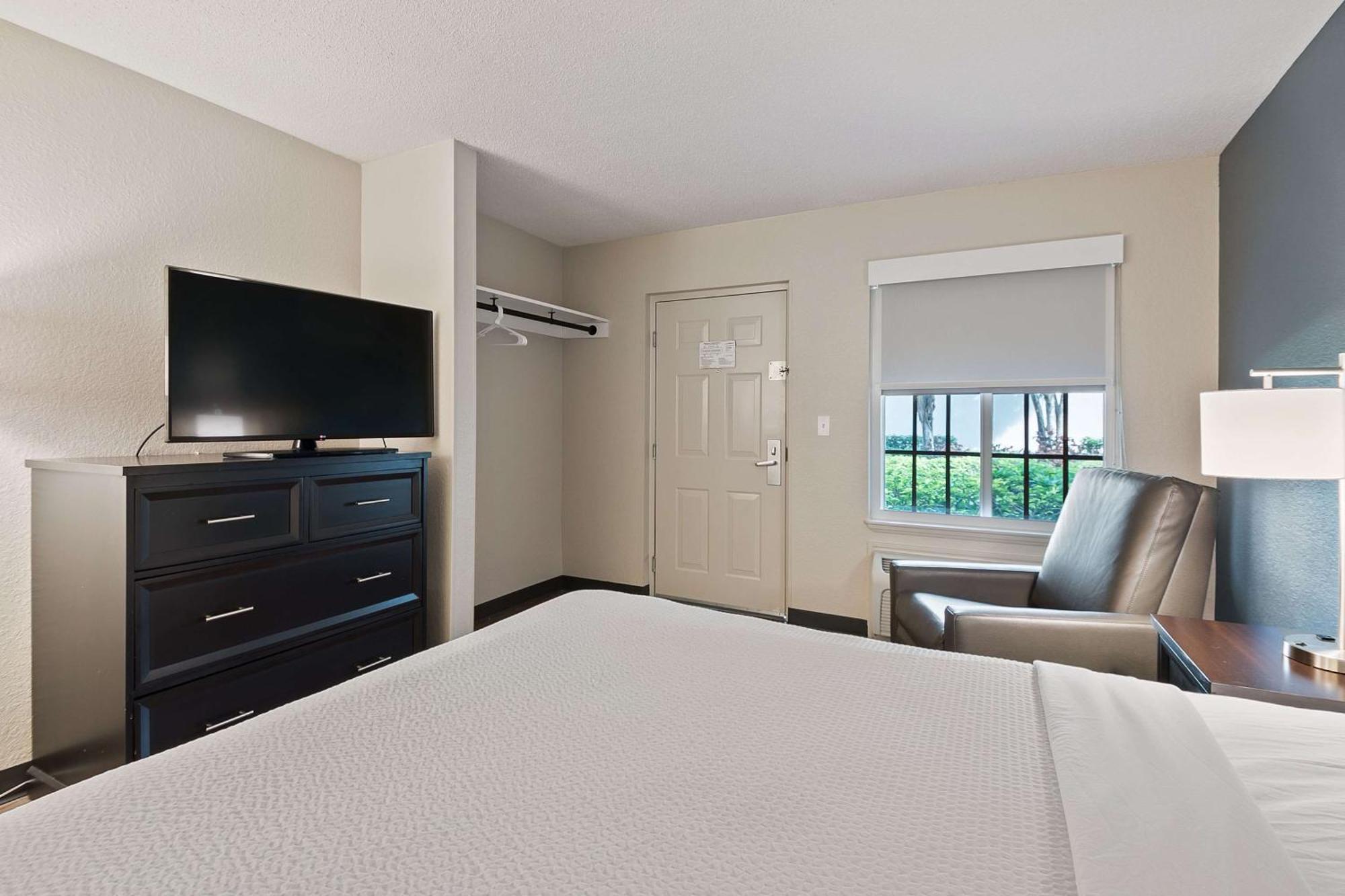 Extended America - Miami - Airport - Blue Lagoon 2*